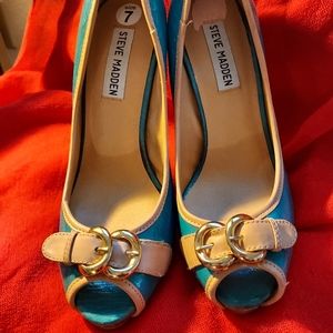 New Steve Madden shoes.